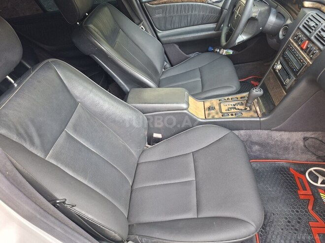 Mercedes E 240 1998, 421,987 km - 2.4 l - Bakı