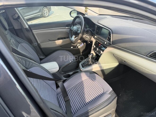 Hyundai Elantra 2019, 175,418 km - 2.0 l - Bakı