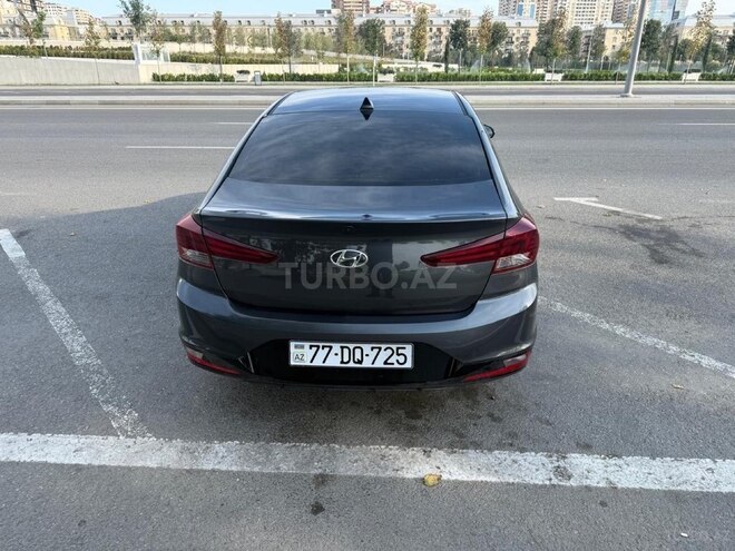 Hyundai Elantra 2019, 175,418 km - 2.0 l - Bakı