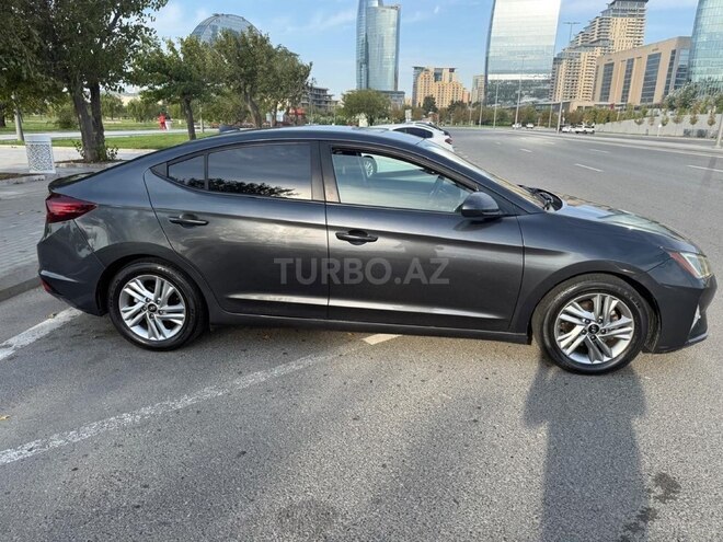 Hyundai Elantra 2019, 175,418 km - 2.0 l - Bakı