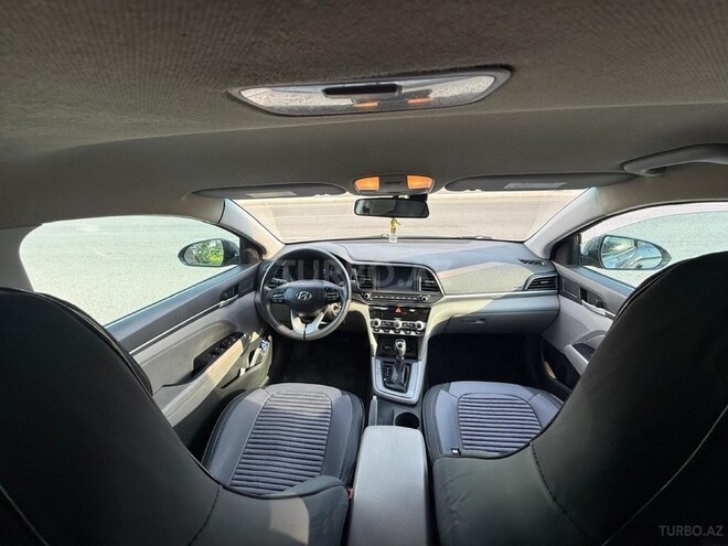 Hyundai Elantra 2019, 175,418 km - 2.0 l - Bakı