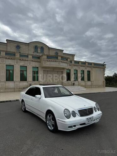 Mercedes E 240 2000, 348,000 km - 2.4 л - Sabirabad