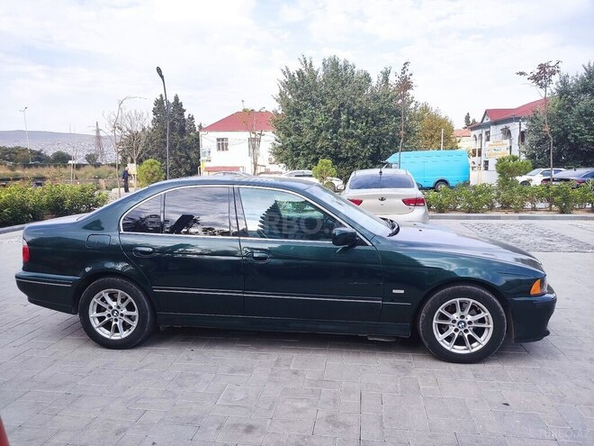 BMW 525 2002, 300,000 km - 2.5 l - Bakı