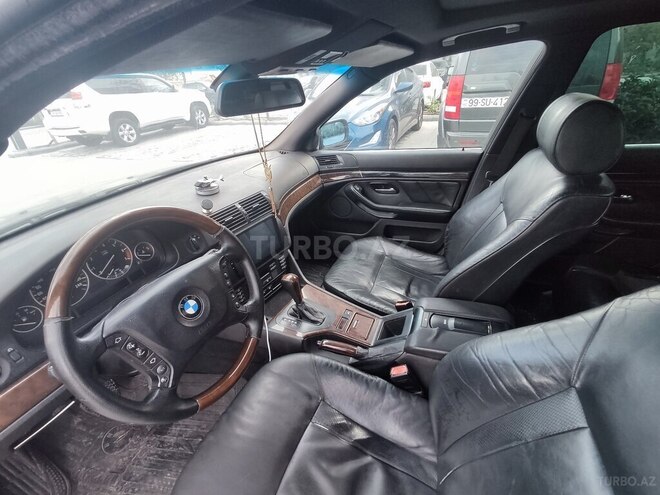 BMW 525 2002, 300,000 km - 2.5 l - Bakı