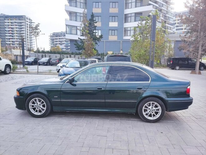 BMW 525 2002, 300,000 km - 2.5 l - Bakı