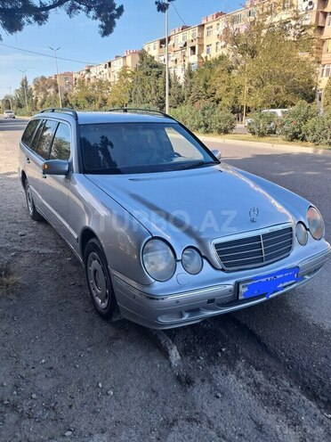 Mercedes E 220 2000, 354,000 km - 2.2 l - Sumqayıt