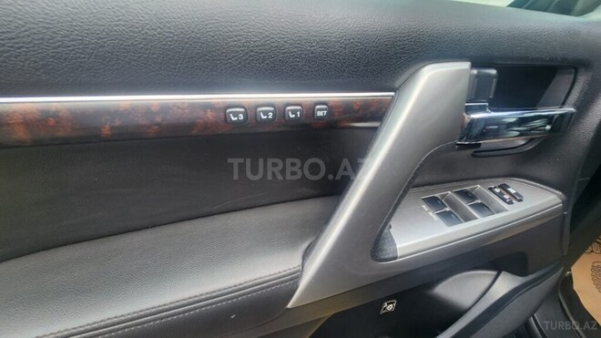 Toyota Land Cruiser 2013, 138,000 km - 4.6 l - Bakı