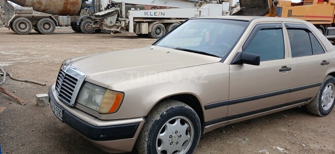 Mercedes  1988, 255,000 km - 2.3 л - Bakı