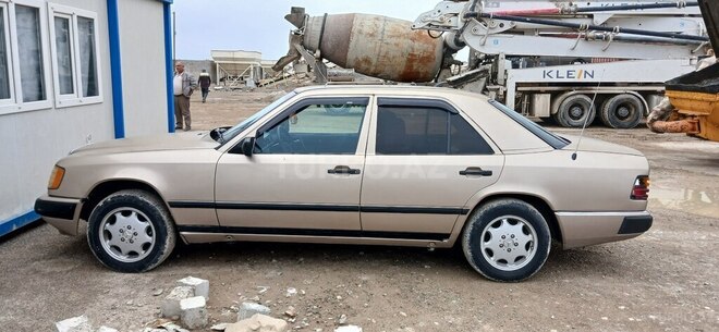 Mercedes  1988, 255,000 km - 2.3 л - Bakı
