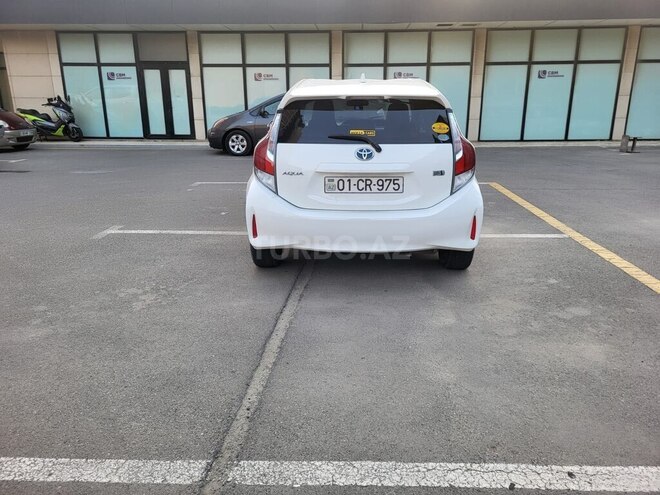 Toyota Aqua 2019, 110,000 km - 1.5 л - Bakı