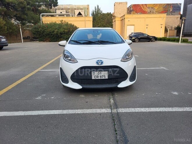 Toyota Aqua 2019, 110,000 km - 1.5 л - Bakı
