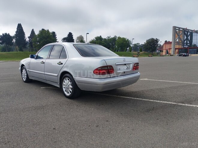 Mercedes E 240 1998, 455,852 km - 2.4 l - Gəncə