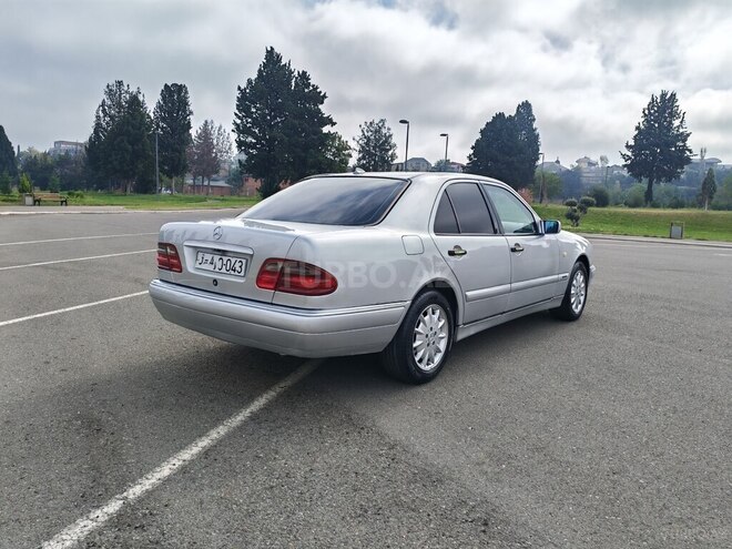 Mercedes E 240 1998, 455,852 km - 2.4 l - Gəncə