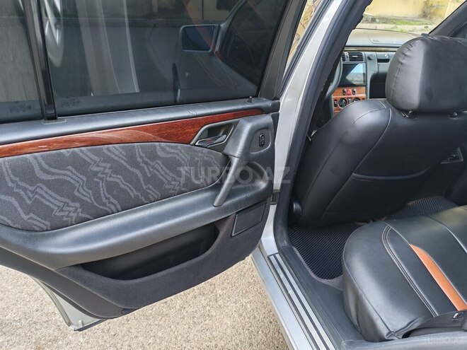 Mercedes E 240 1998, 455,852 km - 2.4 l - Gəncə