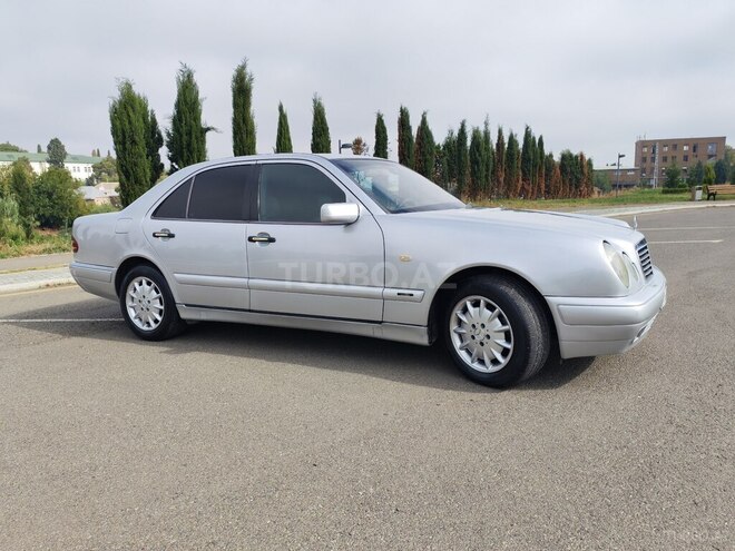 Mercedes E 240 1998, 455,852 km - 2.4 l - Gəncə
