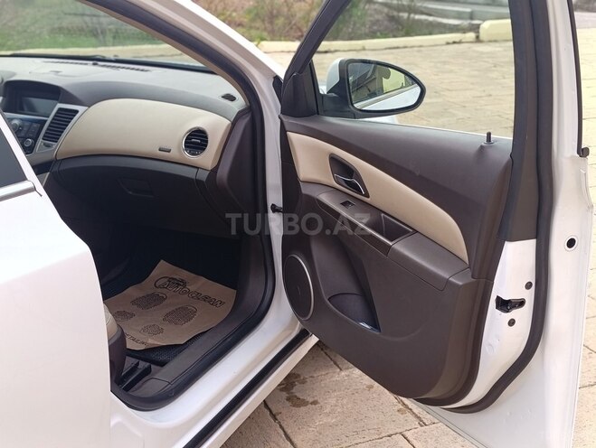 Chevrolet Cruze 2011, 277,200 km - 1.4 l - Şirvan