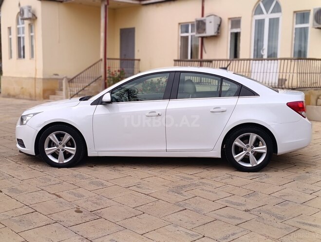 Chevrolet Cruze 2011, 277,200 km - 1.4 l - Şirvan