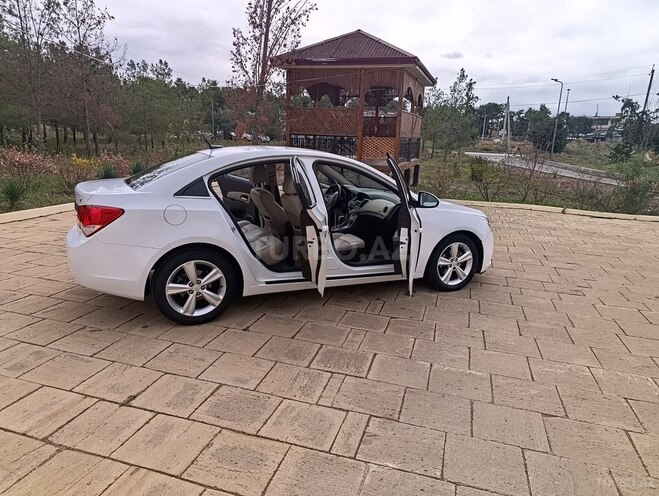 Chevrolet Cruze 2011, 277,200 km - 1.4 l - Şirvan