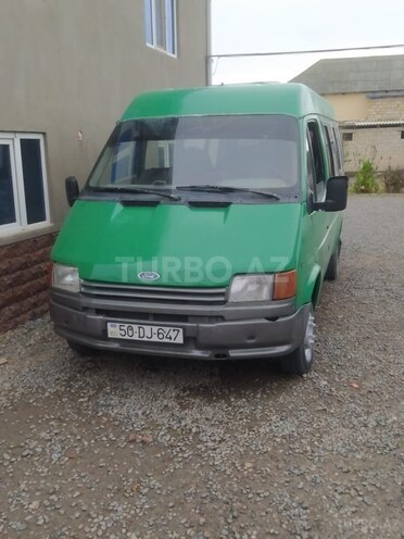 Ford Transit 1990, 500,000 km - 2.5 l - Salyan