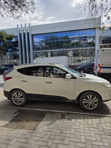 Hyundai ix35 2010, 971,896 km - 2.4 l - Sumqayıt