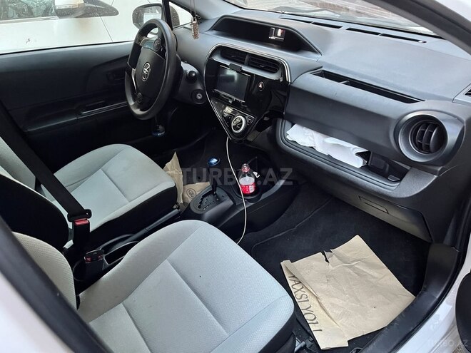 Toyota Aqua 2019, 49,000 km - 1.5 л - Bakı