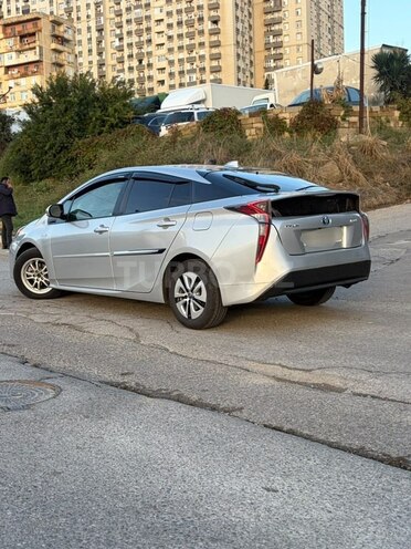 Toyota Prius 2016, 390,000 km - 1.8 л - Bakı