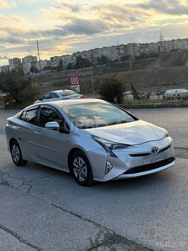 Toyota Prius 2016, 390,000 km - 1.8 л - Bakı
