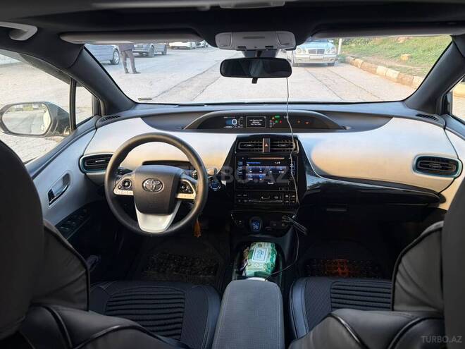 Toyota Prius 2016, 390,000 km - 1.8 л - Bakı