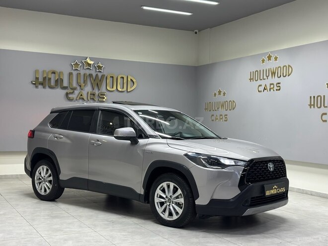 Toyota Corolla Cross 2023, 6,850 km - 2.0 л - Bakı