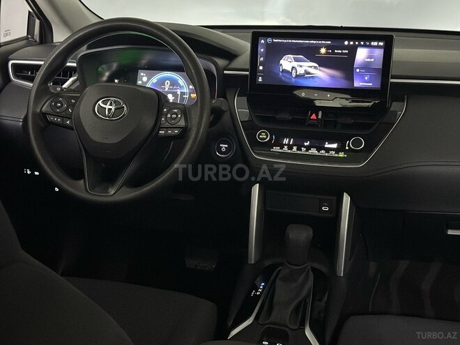 Toyota Corolla Cross 2023, 6,850 km - 2.0 л - Bakı