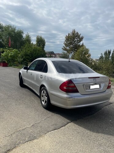 Mercedes E 200 2003, 380,000 km - 1.8 l - Bakı