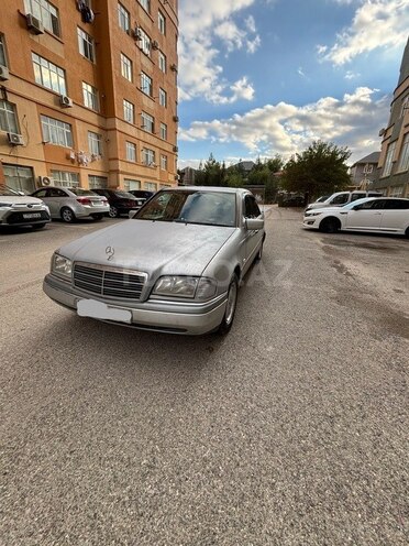 Mercedes C 180 1995, 575,628 km - 1.8 l - Bakı