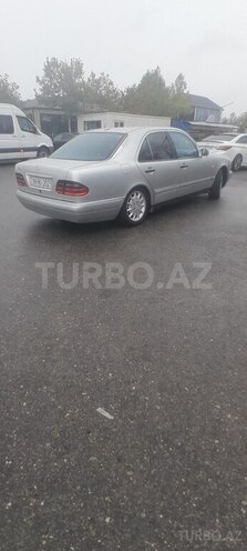 Mercedes E 280 1999, 457,000 km - 2.8 л - Masallı
