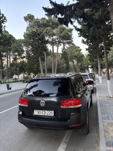 Volkswagen Touareg 2003, 241,000 km - 3.2 l - Sumqayıt