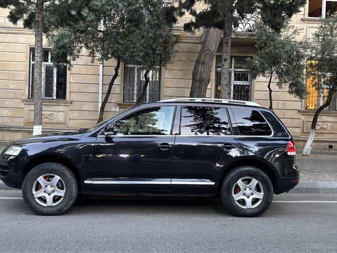Volkswagen Touareg 2003, 241,000 km - 3.2 l - Sumqayıt