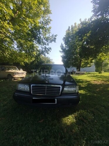 Mercedes C 180 1996, 400,000 km - 1.8 л - Zaqatala