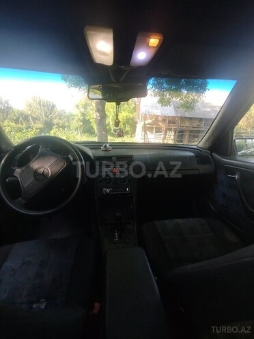 Mercedes C 180 1996, 400,000 km - 1.8 л - Zaqatala