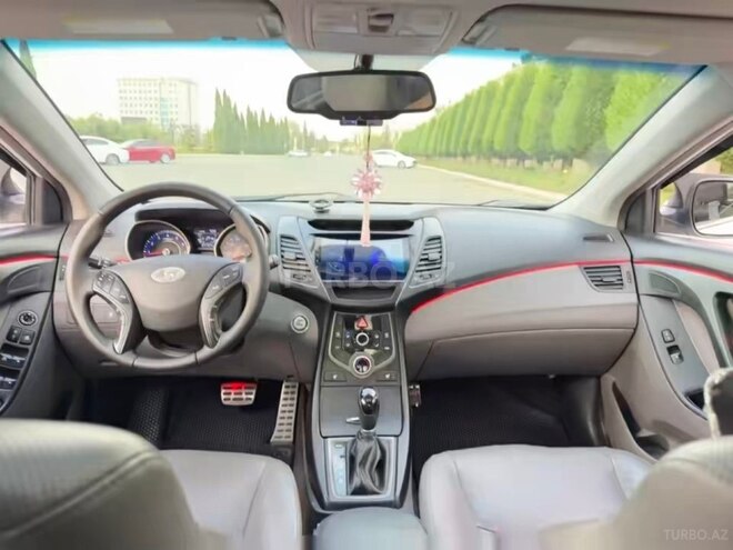Hyundai Elantra 2015, 200,685 km - 2.0 l - Gəncə