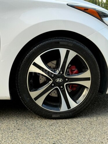 Hyundai Elantra 2015, 200,685 km - 2.0 l - Gəncə