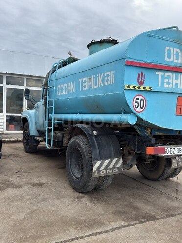 ZIL 431412 1988, 300,000 km - 6.0 l - Tovuz