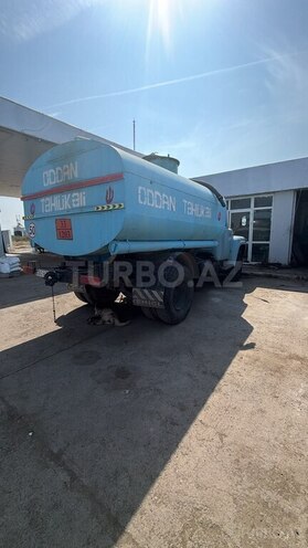 ZIL 431412 1988, 300,000 km - 6.0 l - Tovuz