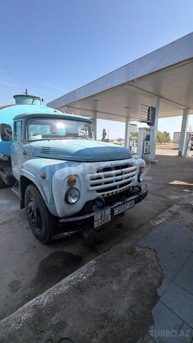 ZIL 431412 1988, 300,000 km - 6.0 l - Tovuz
