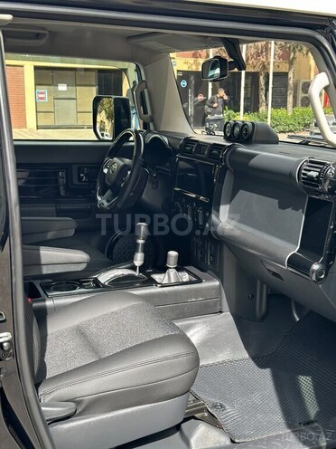 Toyota FJ Cruiser 2013, 186,958 km - 4.0 л - Bakı
