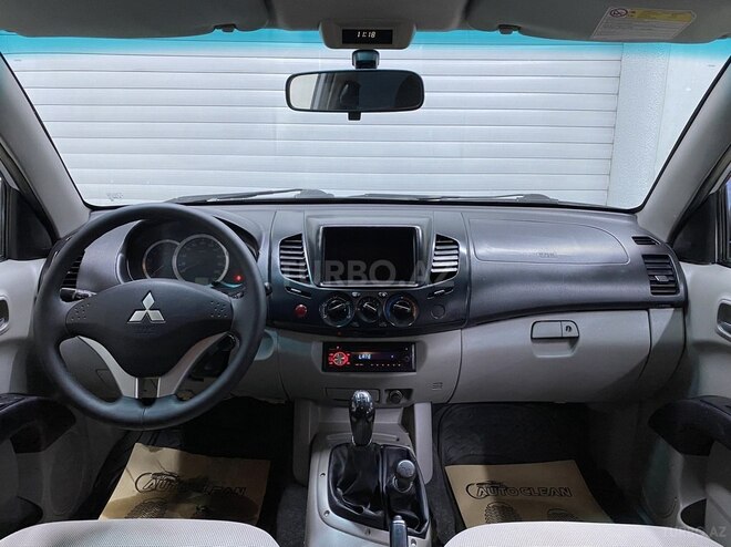 Mitsubishi L200 2011, 506,000 km - 2.5 l - Sumqayıt