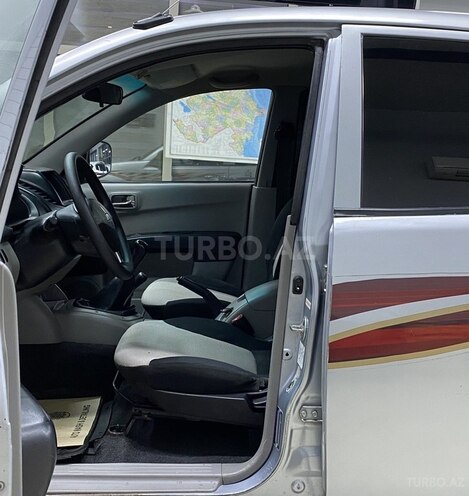 Mitsubishi L200 2011, 506,000 km - 2.5 l - Sumqayıt