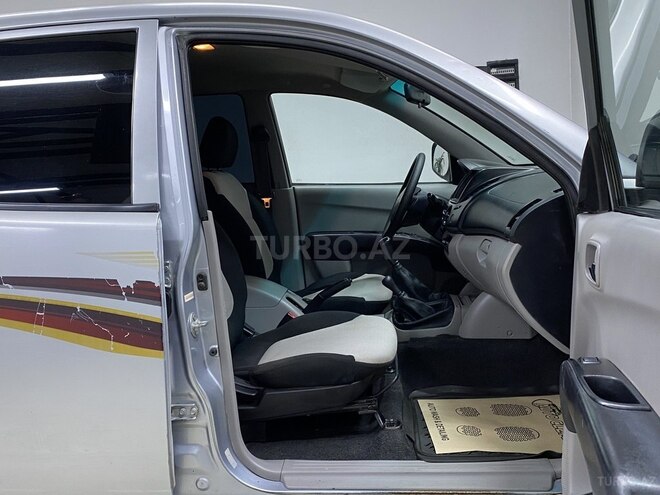 Mitsubishi L200 2011, 506,000 km - 2.5 l - Sumqayıt