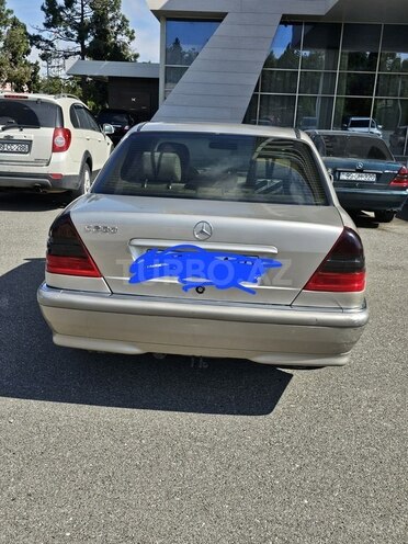 Mercedes C 200 1998, 499,800 km - 2.0 л - Goranboy