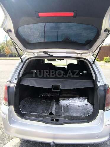 Opel Astra 2005, 270,000 km - 1.3 l - Qax