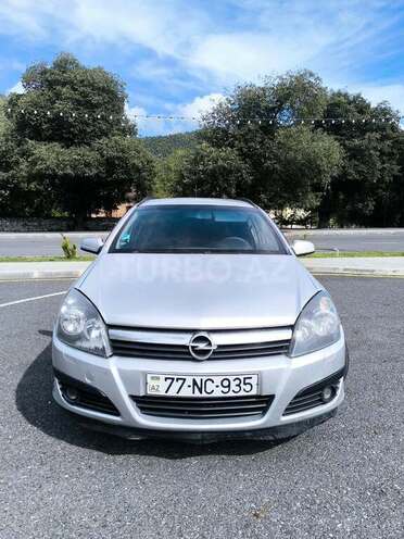 Opel Astra 2005, 270,000 km - 1.3 l - Qax