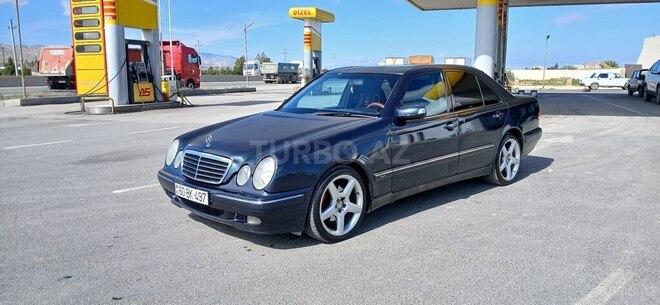 Mercedes E 240 2000, 299,633 km - 2.4 l - Sumqayıt